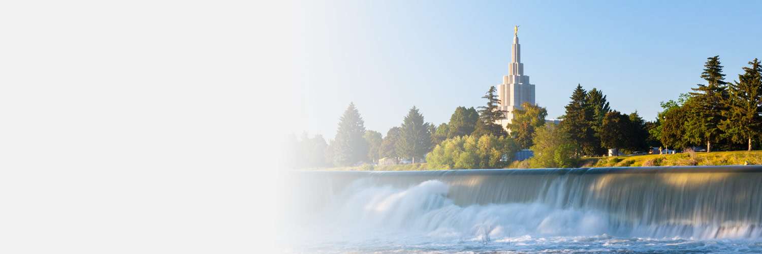 Idaho Falls, ID, Idaho Falls Temple Next to Snake River